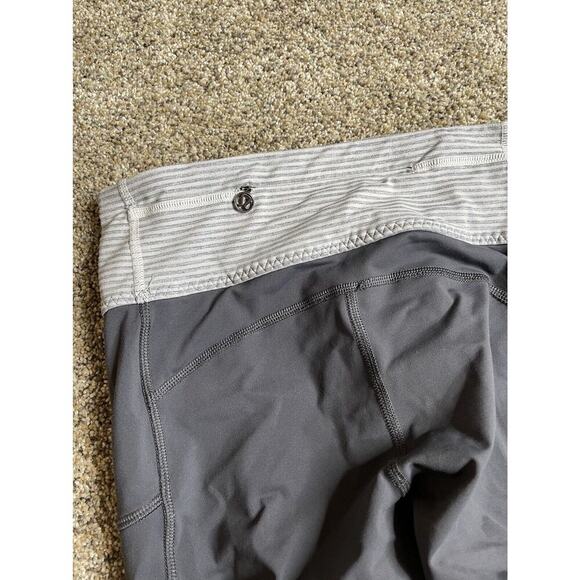 Lululemon Gray Crop Leggings Size 6 MultiPockets - Picture 7 of 7